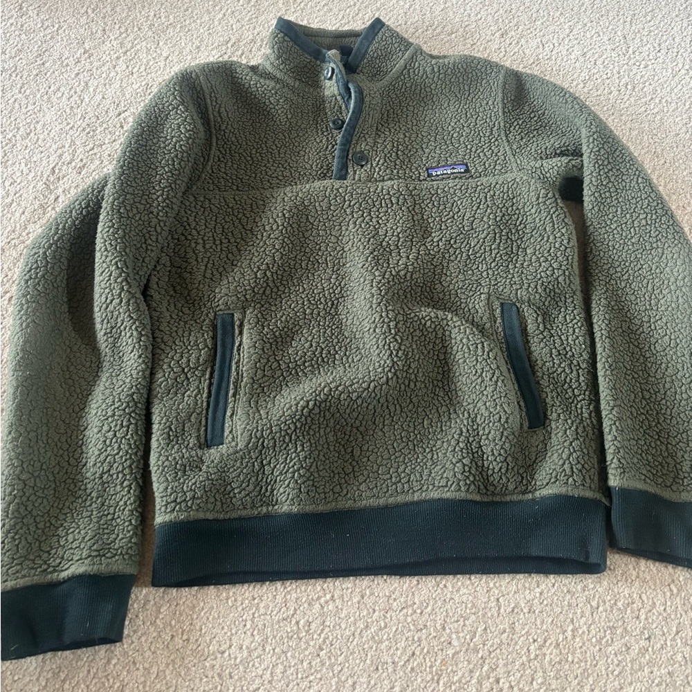 Patagonia Olive Green Fleece Jacket